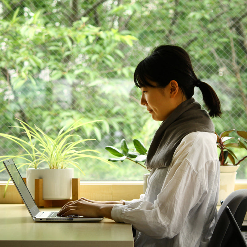 KLIPPAN 麦の温冷ネックピロー ラベンダー ウォッシュドリネン(グレー)