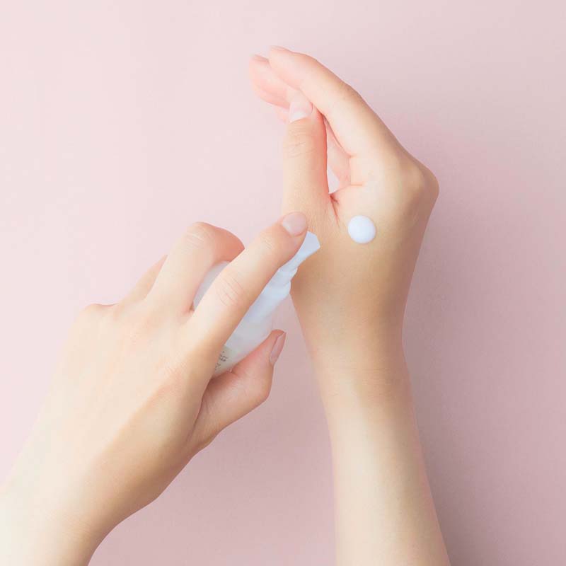 slow and glow Punicaorganicシリーズ オールインワンゲル モイスチャーリッチ 100mL 　