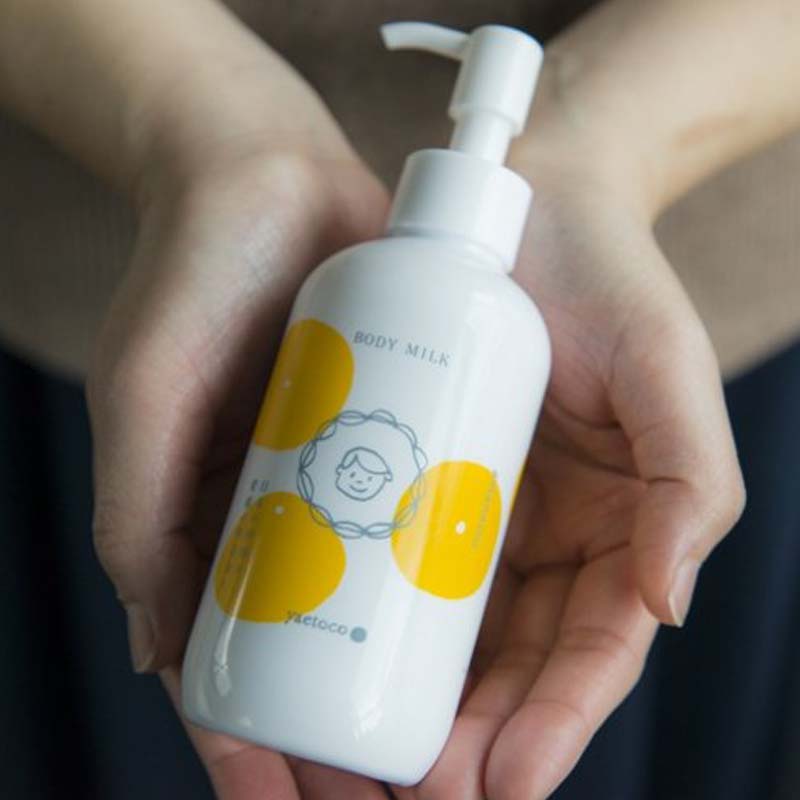 yaetoco 家族ボディミルク（甘夏）